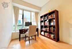 OUE Twin Peaks (D9), Condominium #497394611